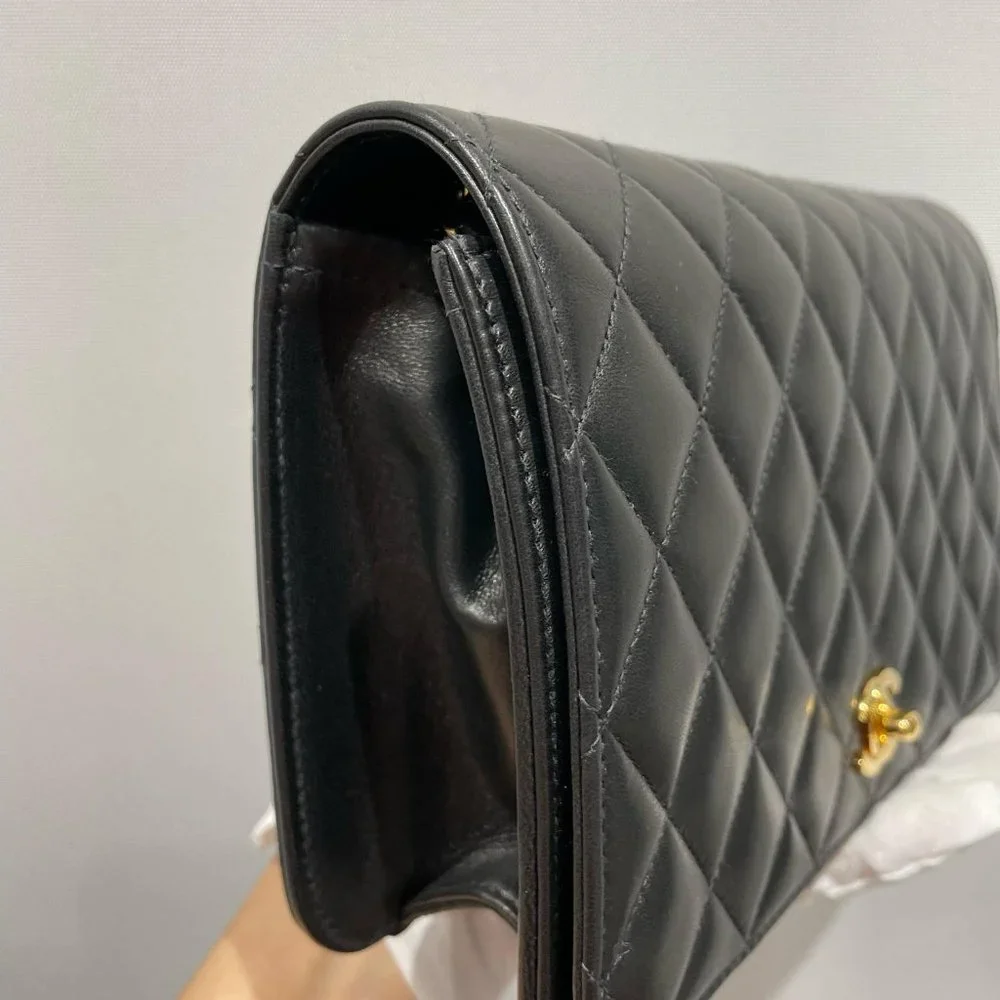 CHANEL Vintage Full Flap WOC Gold Hardware Black Lamp Leather - Picture 5 of 16